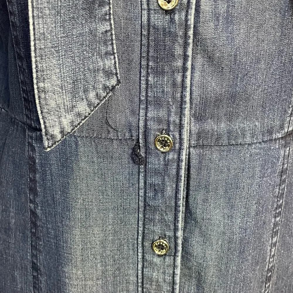 #0138 NWOT Tommy Hilfiger Never Worn Denim Button Down Dress w/ Tie at Top-8 - Picture 4 of 9
